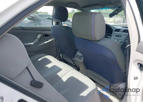 2010 Toyota Camry Le/Se/Xle z USA, uszkodzony, nr VIN 4T4BF3EK3AR009631